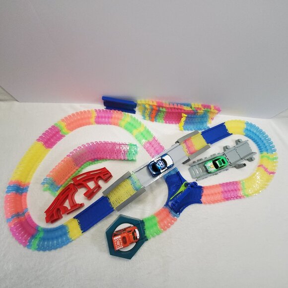 Twister Tracks Neon Glow-In-The-Dark Track 3 Vehicles Fire Truck Police Car - Picture 10 of 11